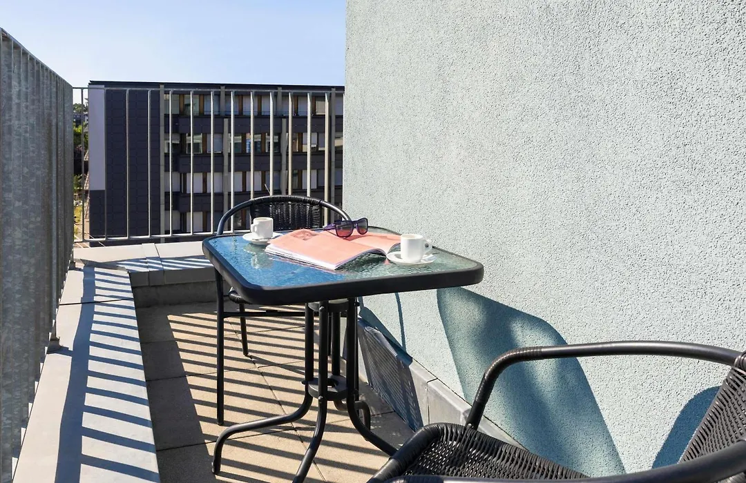 Ibis Basel Bahnhof-1