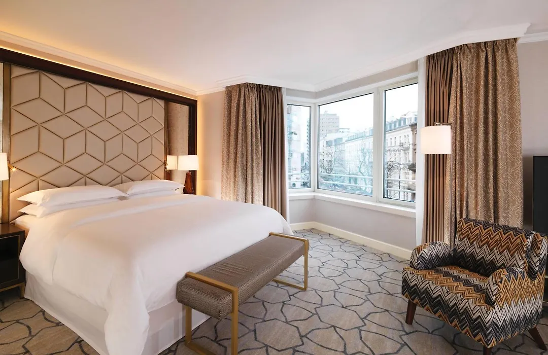 Sheraton Grand Warsaw-1