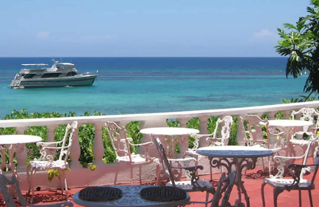 Silver Seas Hotel-1