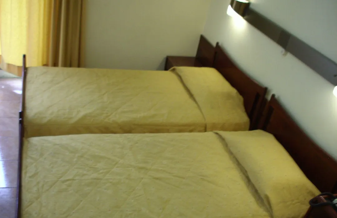 Claridge Hotel-1