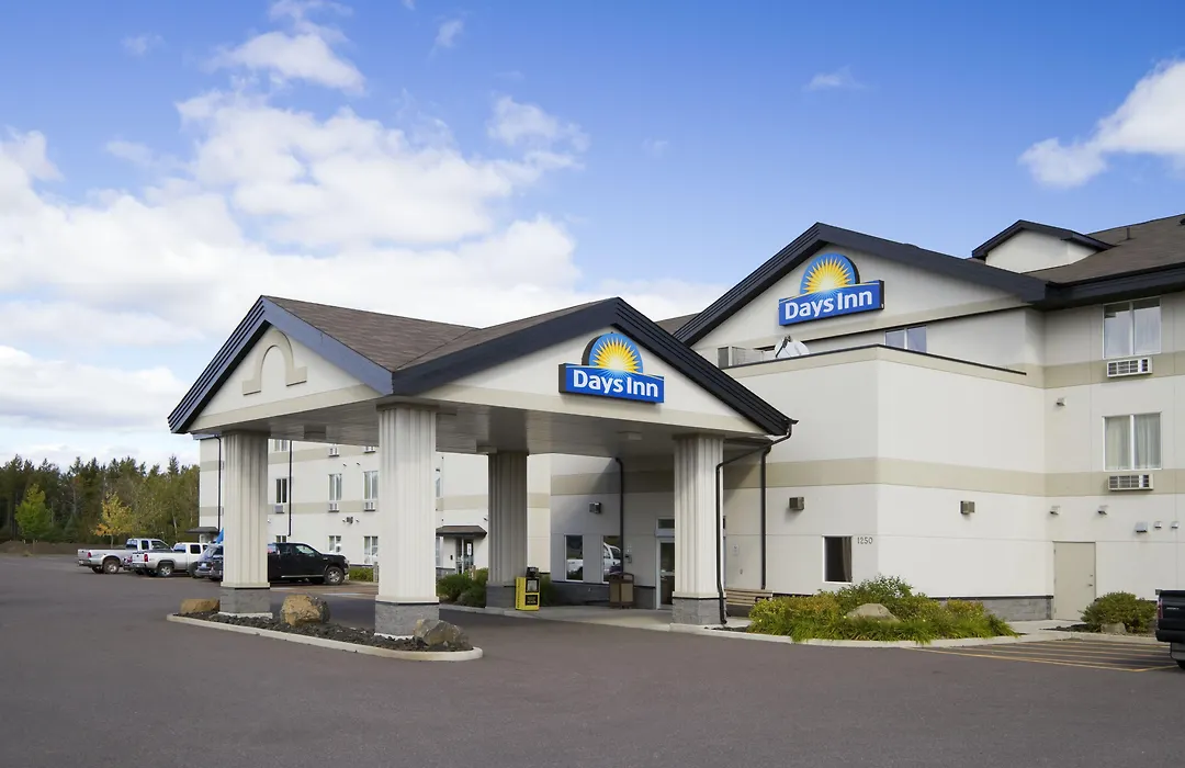 Days Inn By Wyndham Thunder Bay North-1