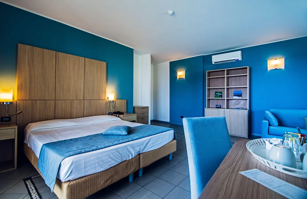 Aregai Marina Hotel & Residence-1