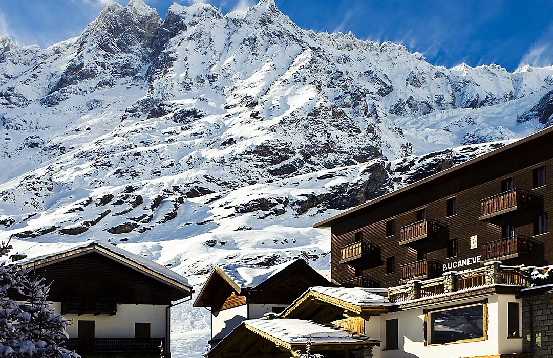 Hotel Bucaneve-1