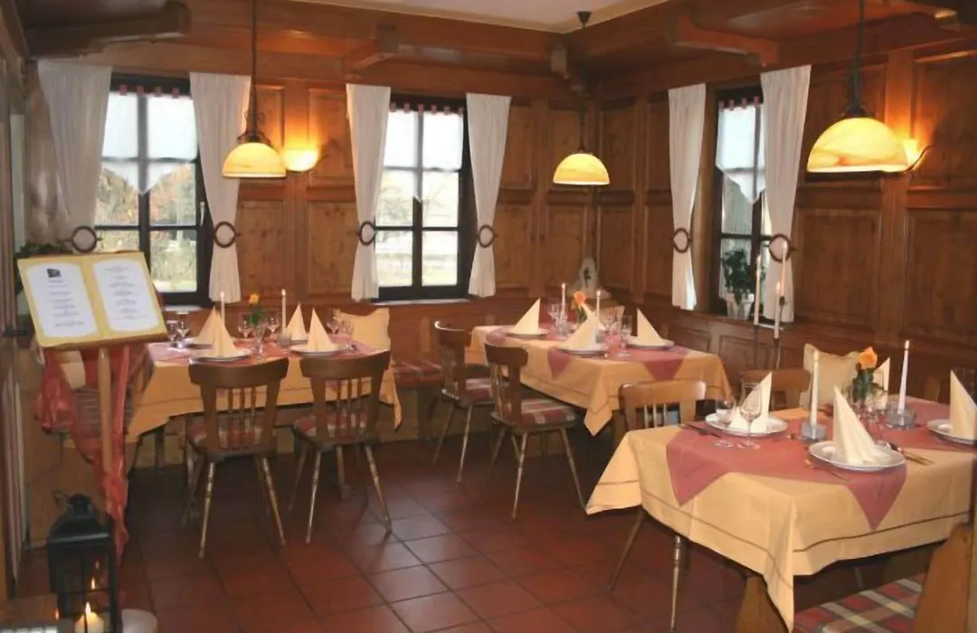 Landhotel Vierjahreszeiten-1