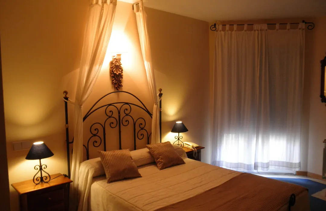 Hotel Arco San Vicente-1