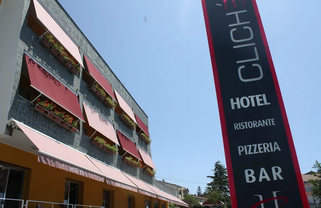 Hotel Cliché-1