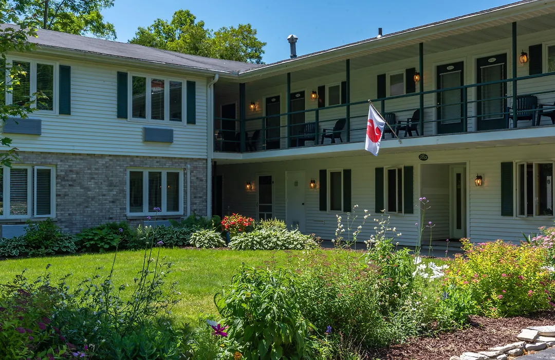 Village Green Lodge-1