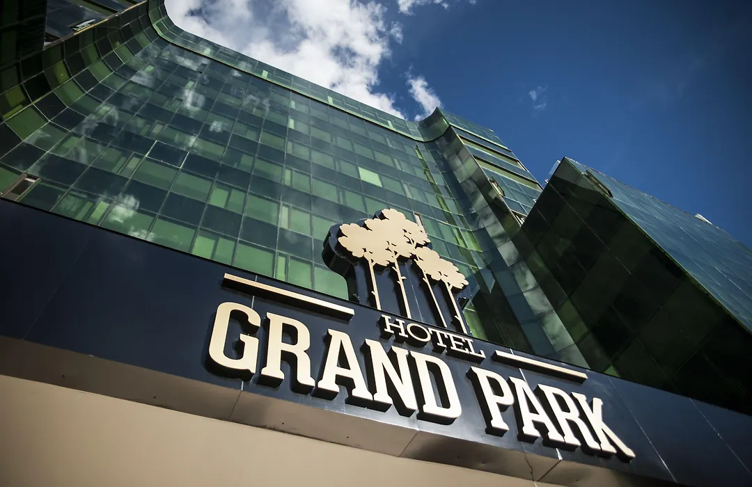 Hotel Grand Park-1