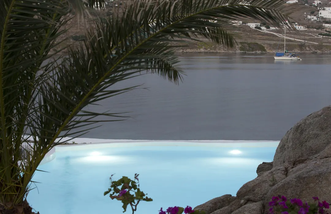 Dreambox Mykonos Suites And Mini Villas-1