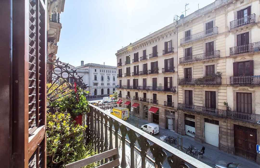 El Born Guest House By Casa Consell-1