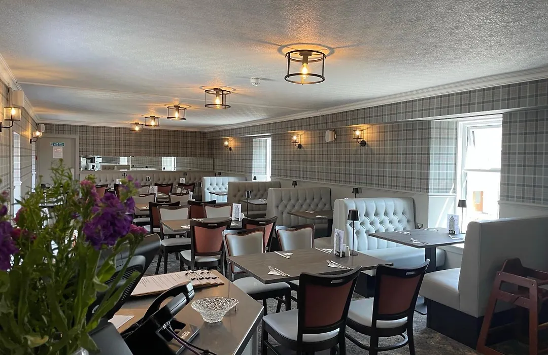 The Famous Star Hotel Moffat-1