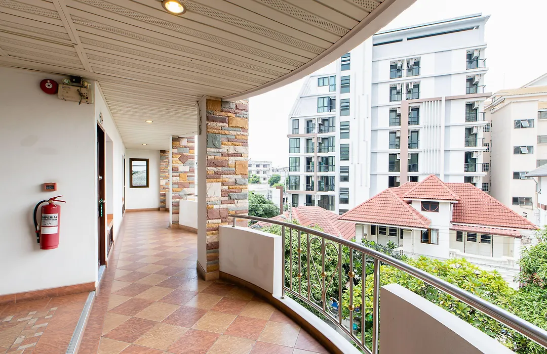 Selina Place Hotel-1