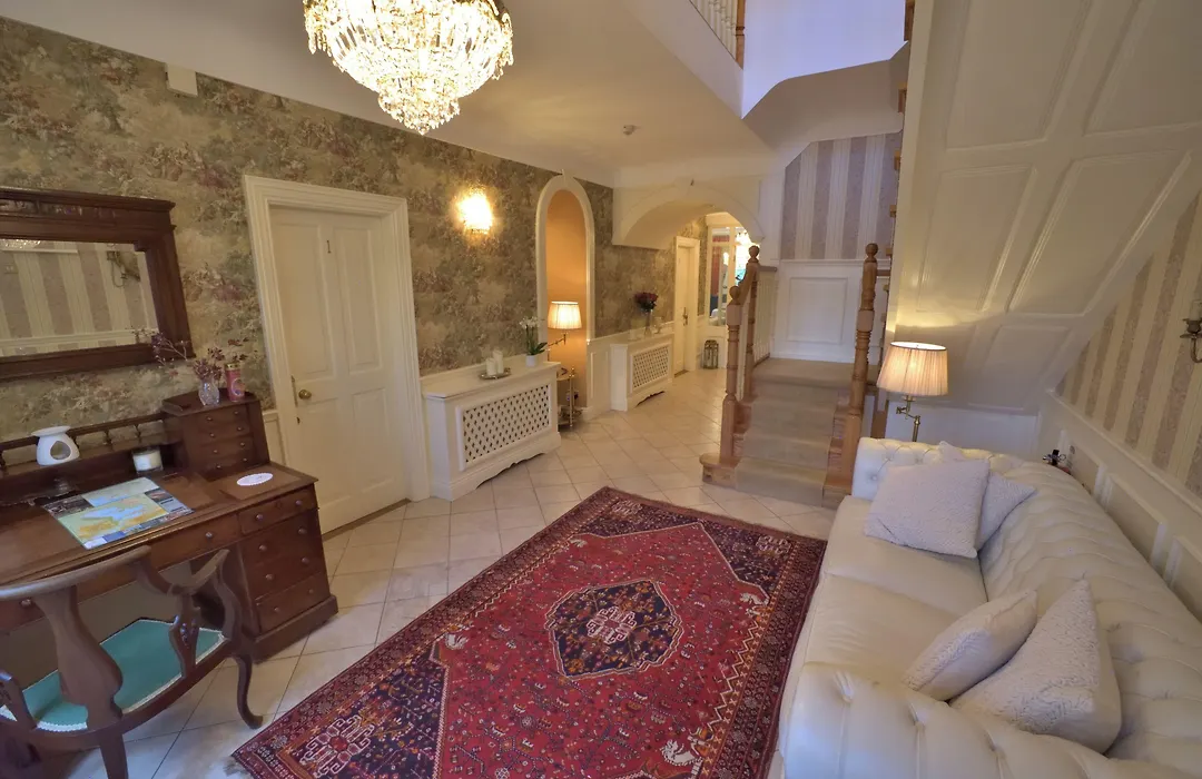 Herbert House ,V93 Rf64-1