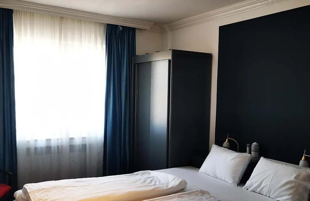Hotel Merian-1