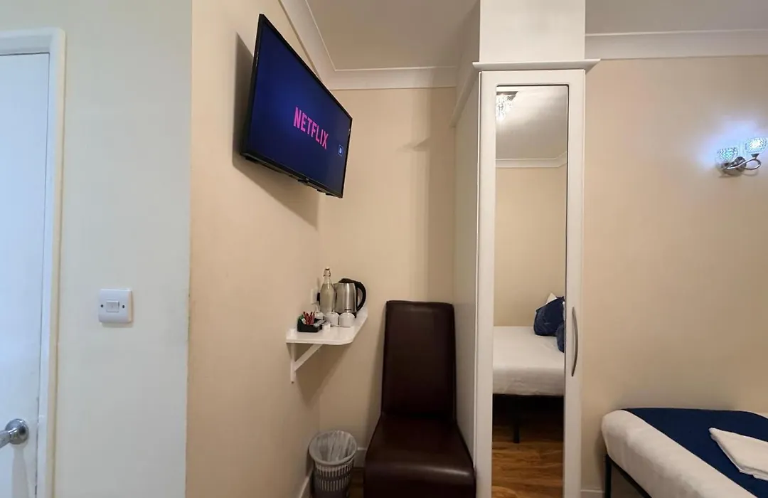 Kings Cross Hotel-1
