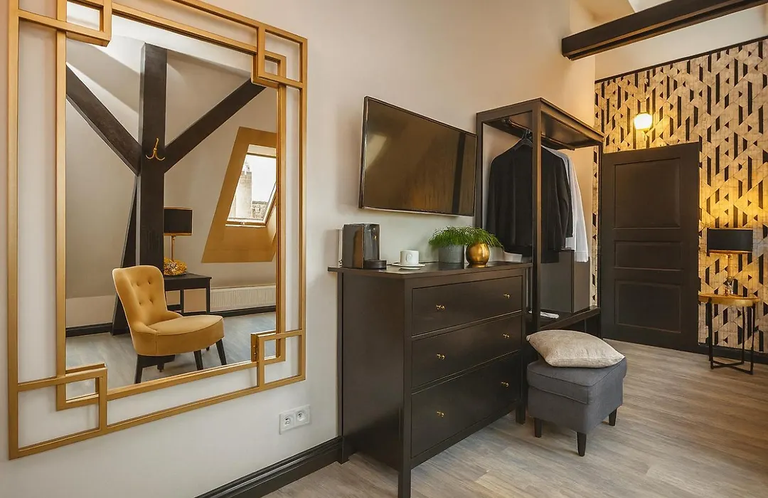 Golden Prague Rooms-1