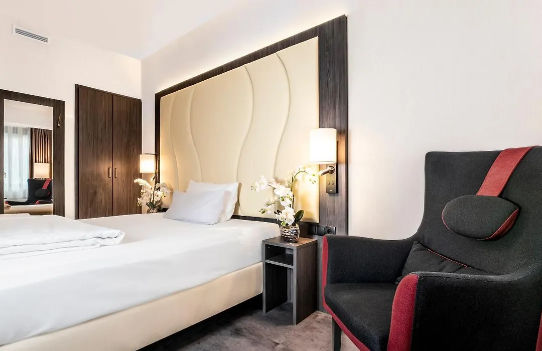 Plaza Inn Mannheim-1