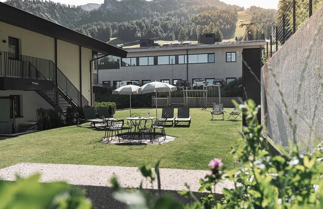 Hotel Continental Dolomites-1