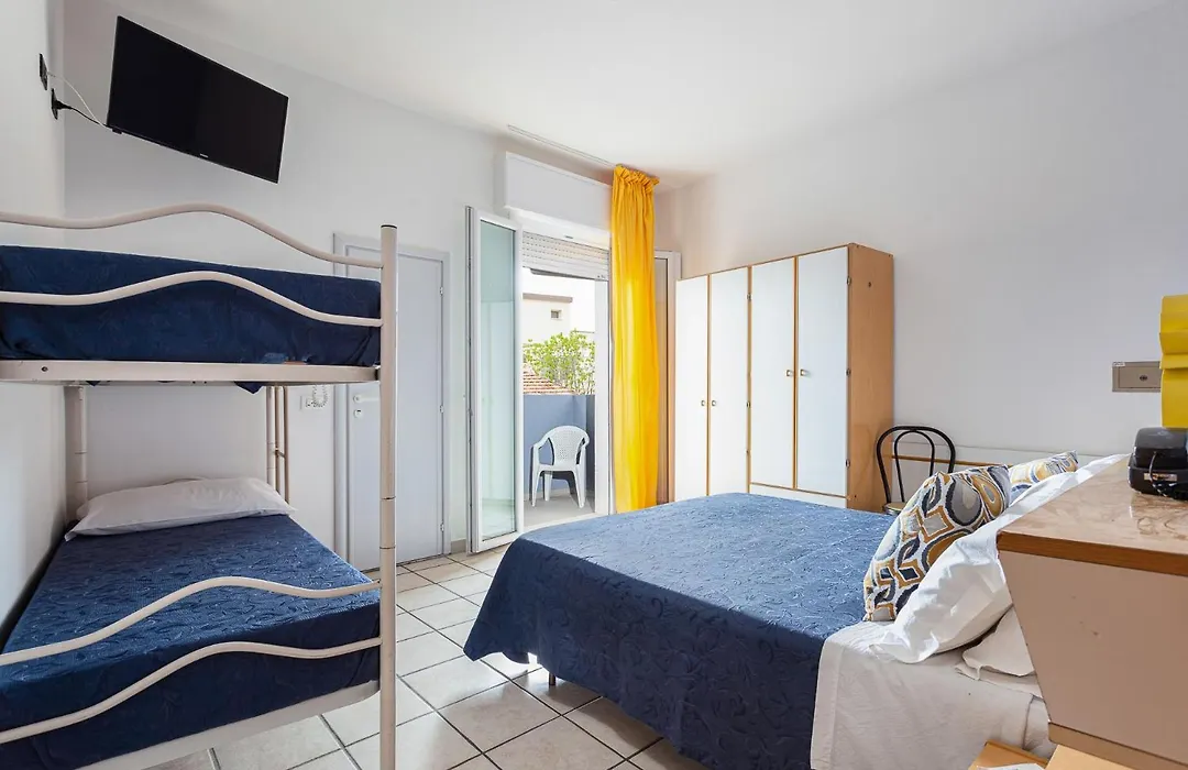 Hotel Solaris-1