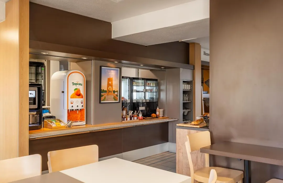 B&B HOTEL Lorient Lanester-1
