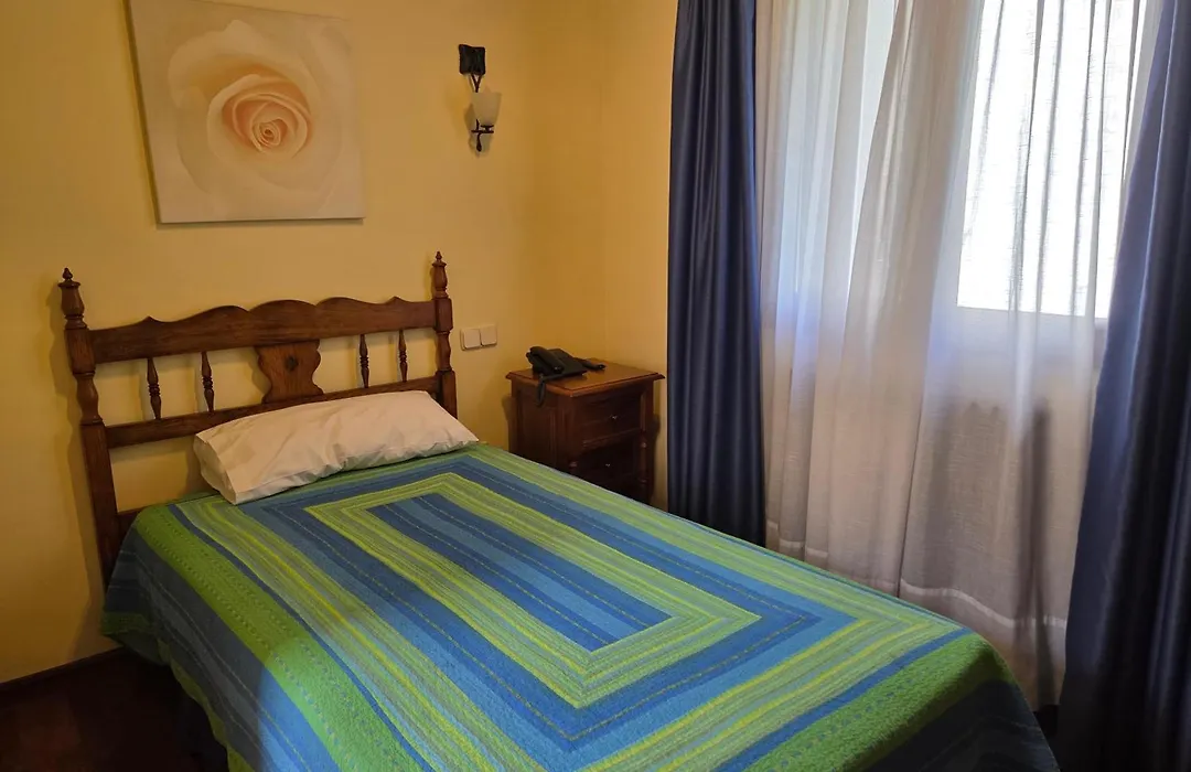 Hotel Rural Las Farolas-1