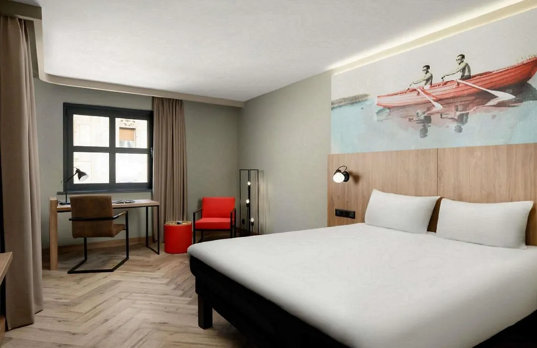 Ibis Budapest Heroes Square-1
