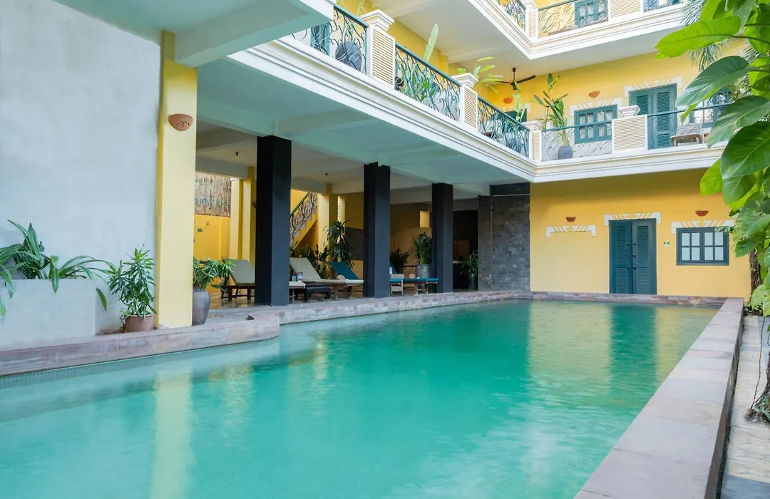 Golden Banana Residence-1