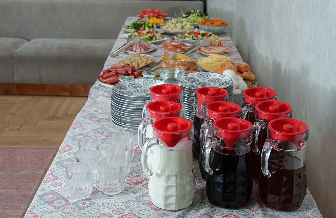Mildom Hotel-1