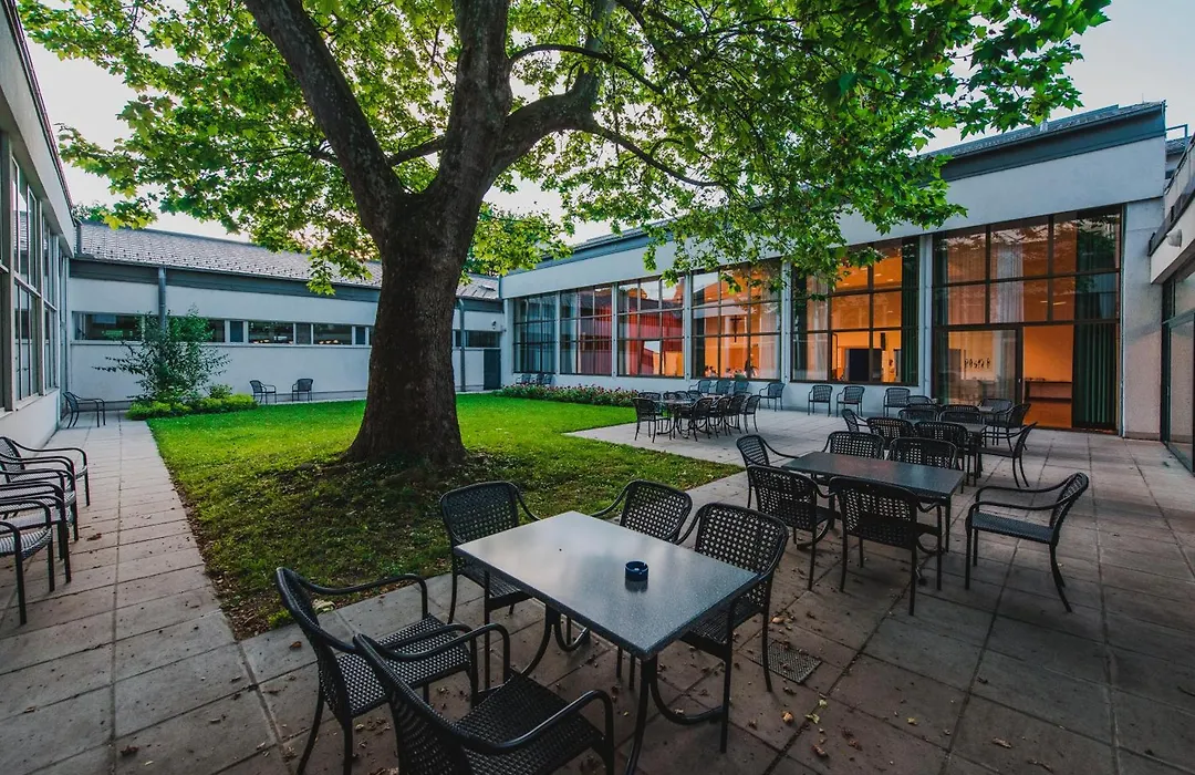 Bildungshaus St. Hippolyt-1