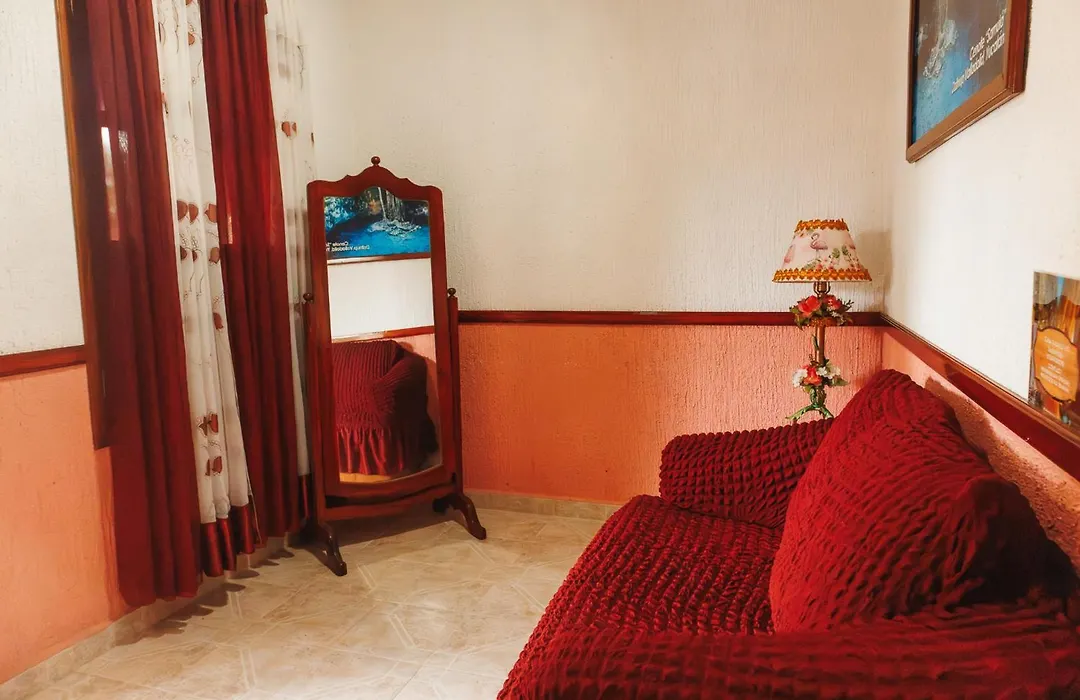 Casa Palagui Colonial-1