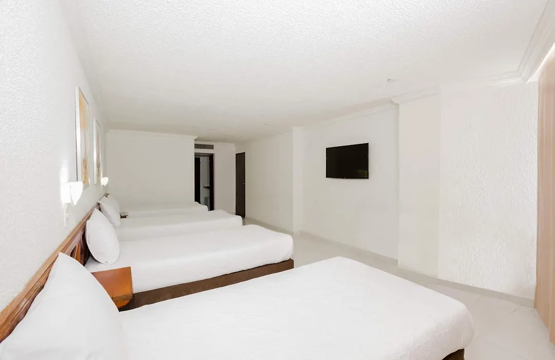 Calypso Beach Hotel-1
