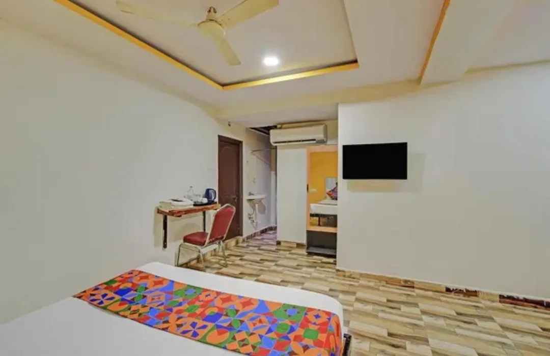 Fabhotel Sri Sai Regency- Nr Rtc X Roads Metro Station-1