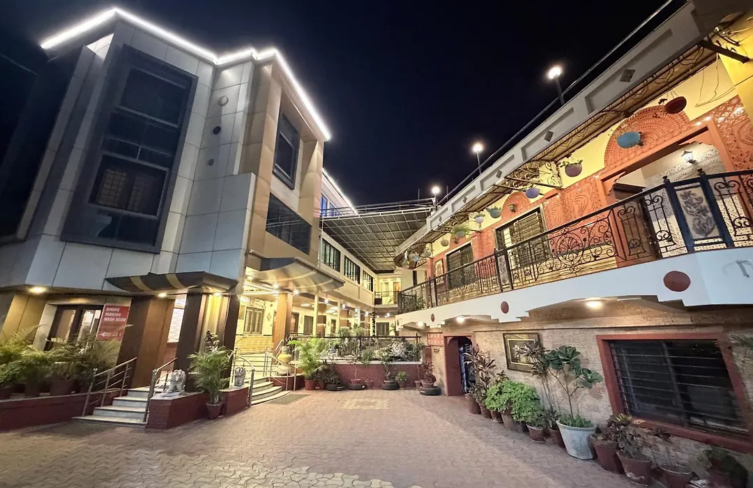 Hotel Saraswati-1