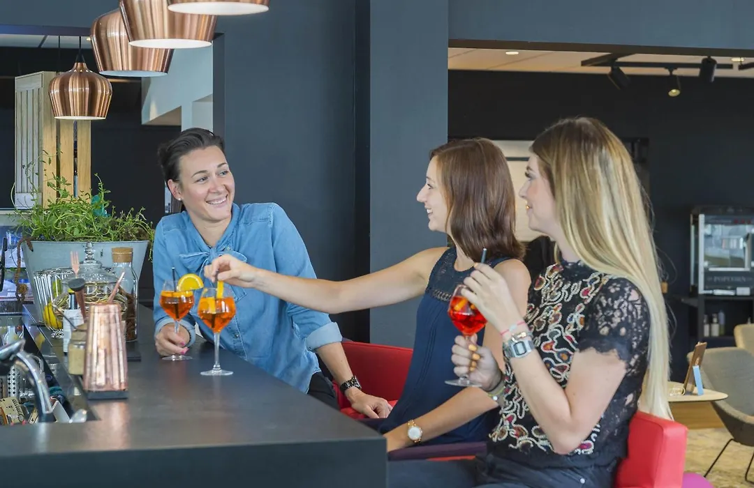 Novotel Lyon Bron-1