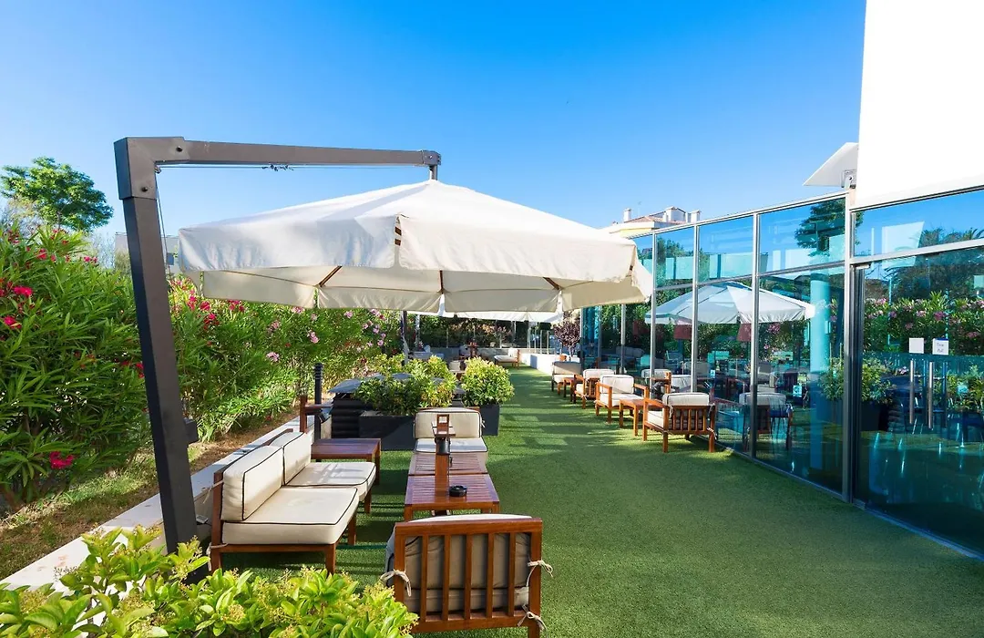 Sol Port Cambrils Hotel-1