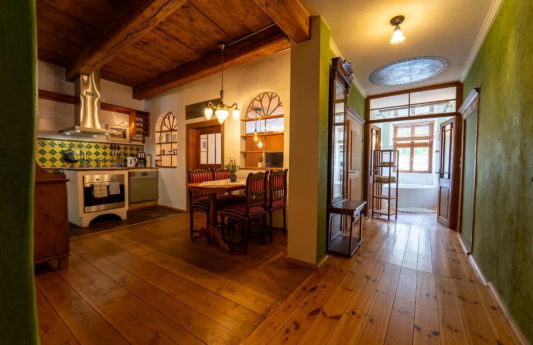 Hotel und Gasthof Dreibeiniger Hund-1