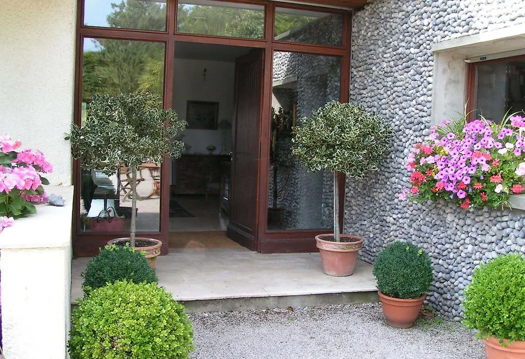 Villa Flore Chambres d'Hotes-1