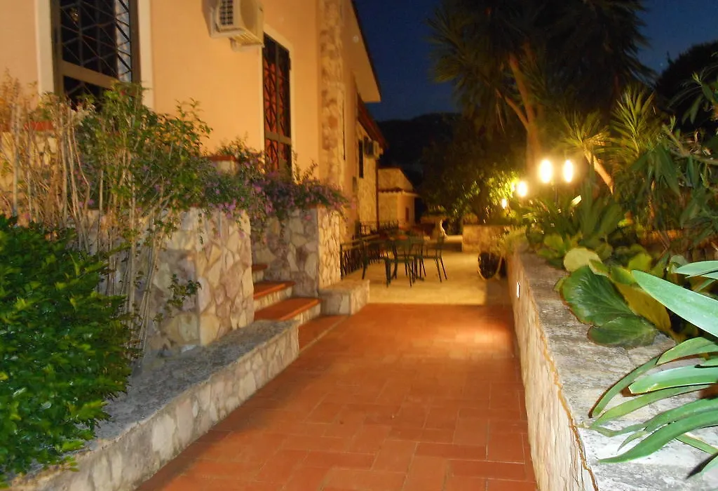 B&B Al Giardino-1