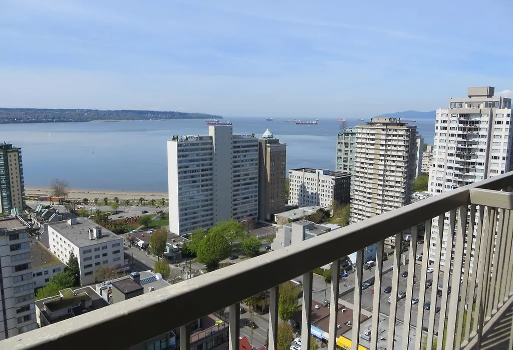 Coast Plaza Hotel And Suites-1