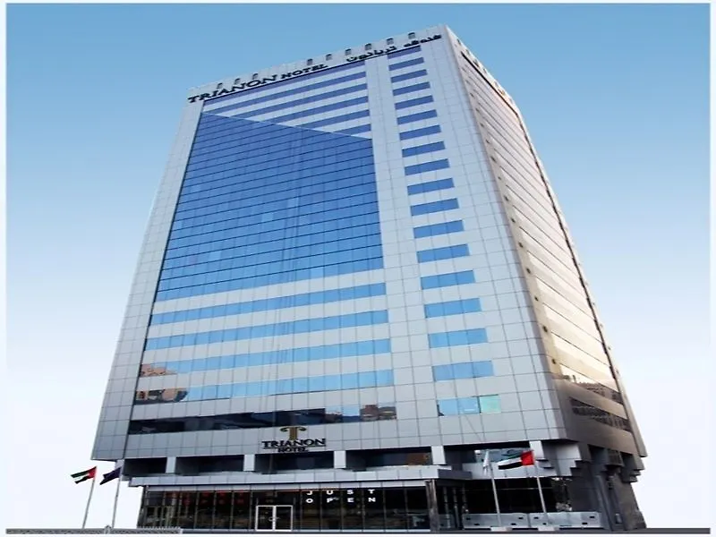 Trianon Royal Hotel-1