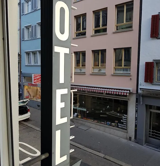 Hotel Elite Self-Check-in-1