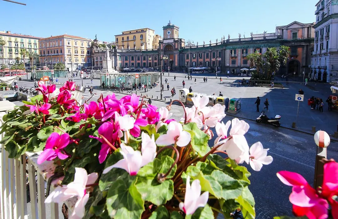 Bed & Breakfast Piazza Dante-1