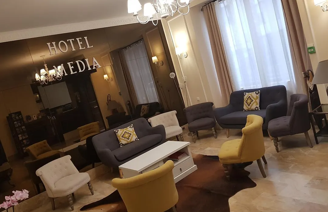 Hôtel Média-1