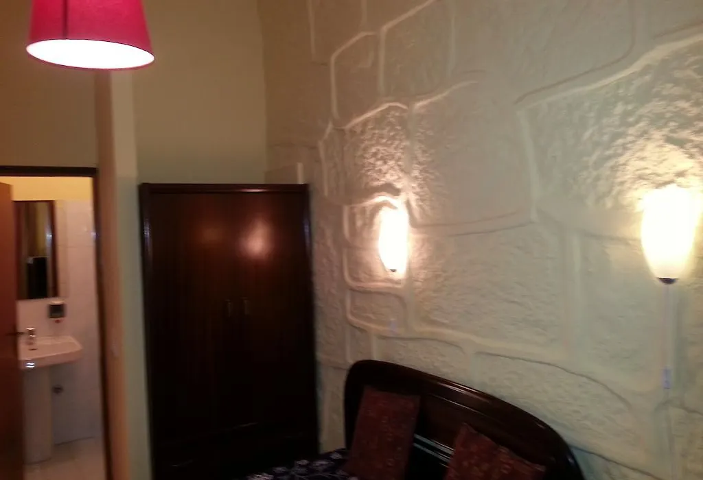 Caldeira Guest House-1