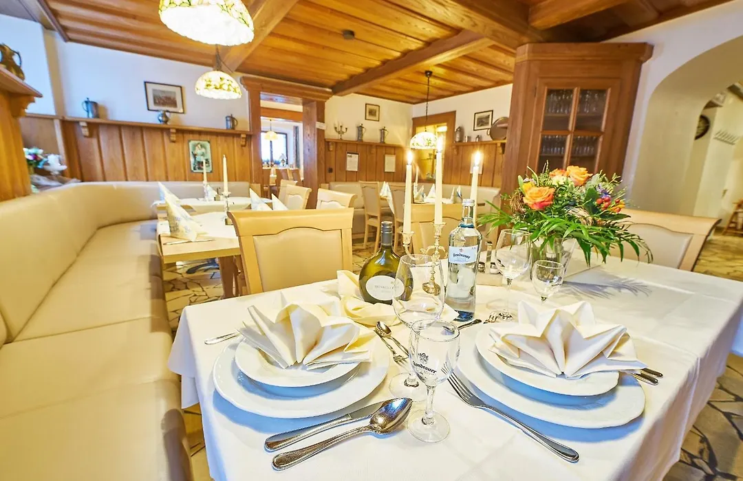 Akzent Hotel Goldner Stern-1