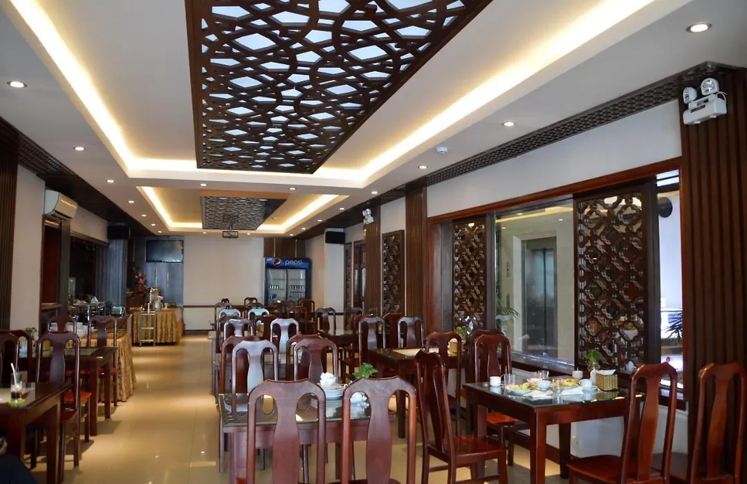 Phu Tho Hotel-1