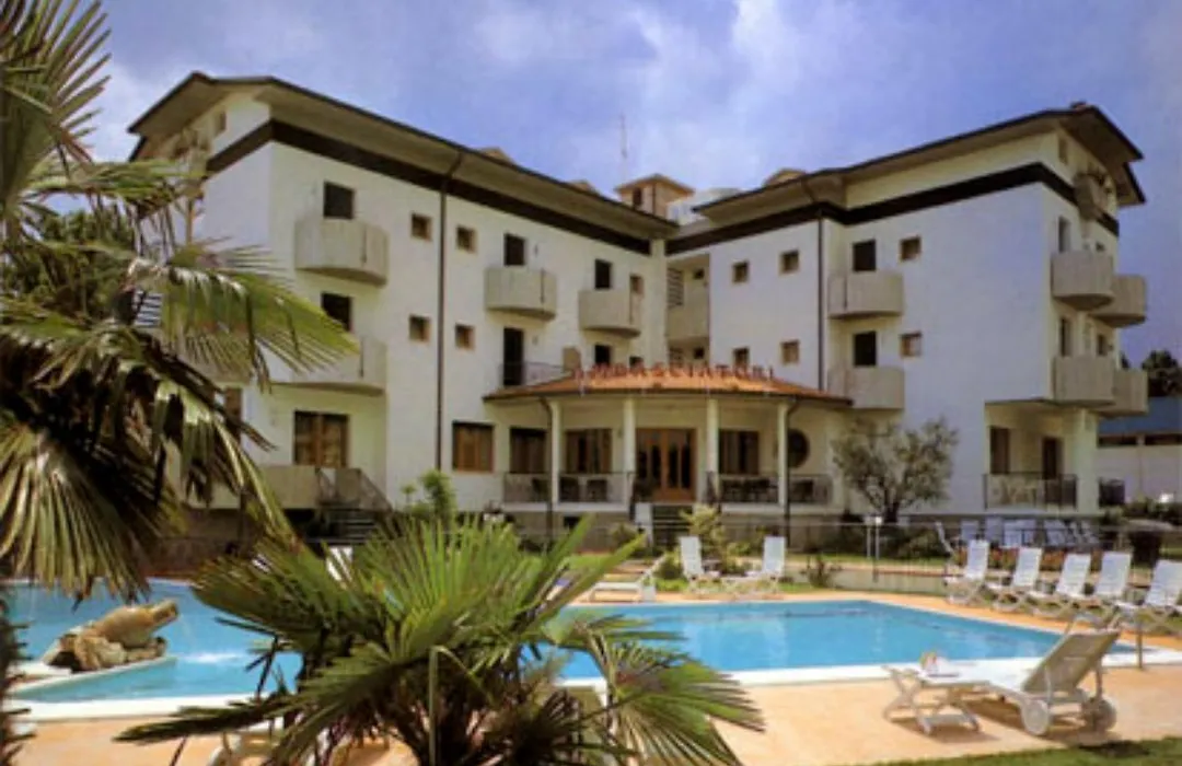 Hotel Ambasciatori-1