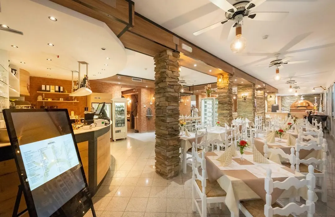 Hotel Esperia-1