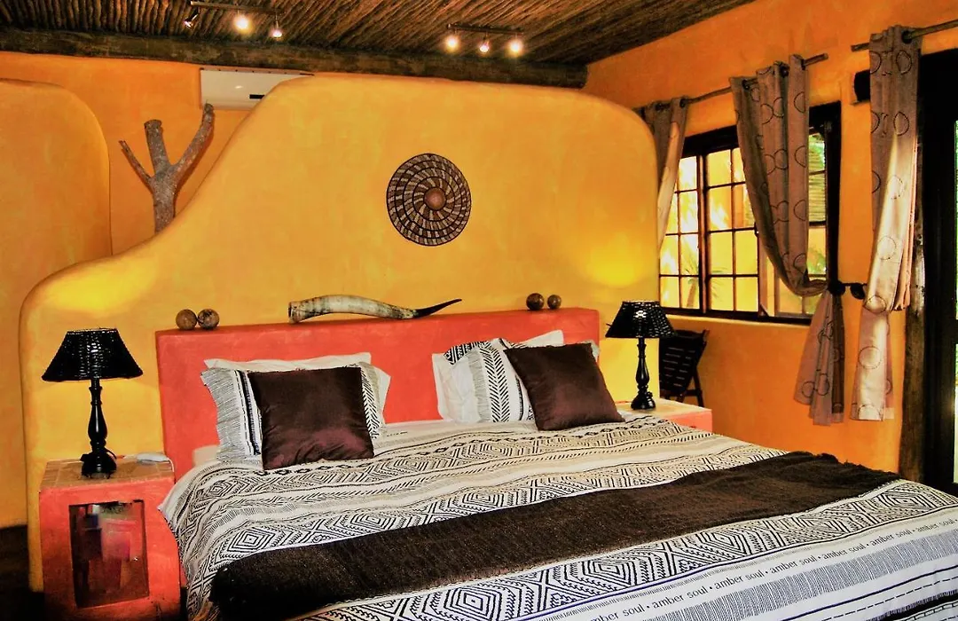 Kwalucia Private Safari Retreat-1