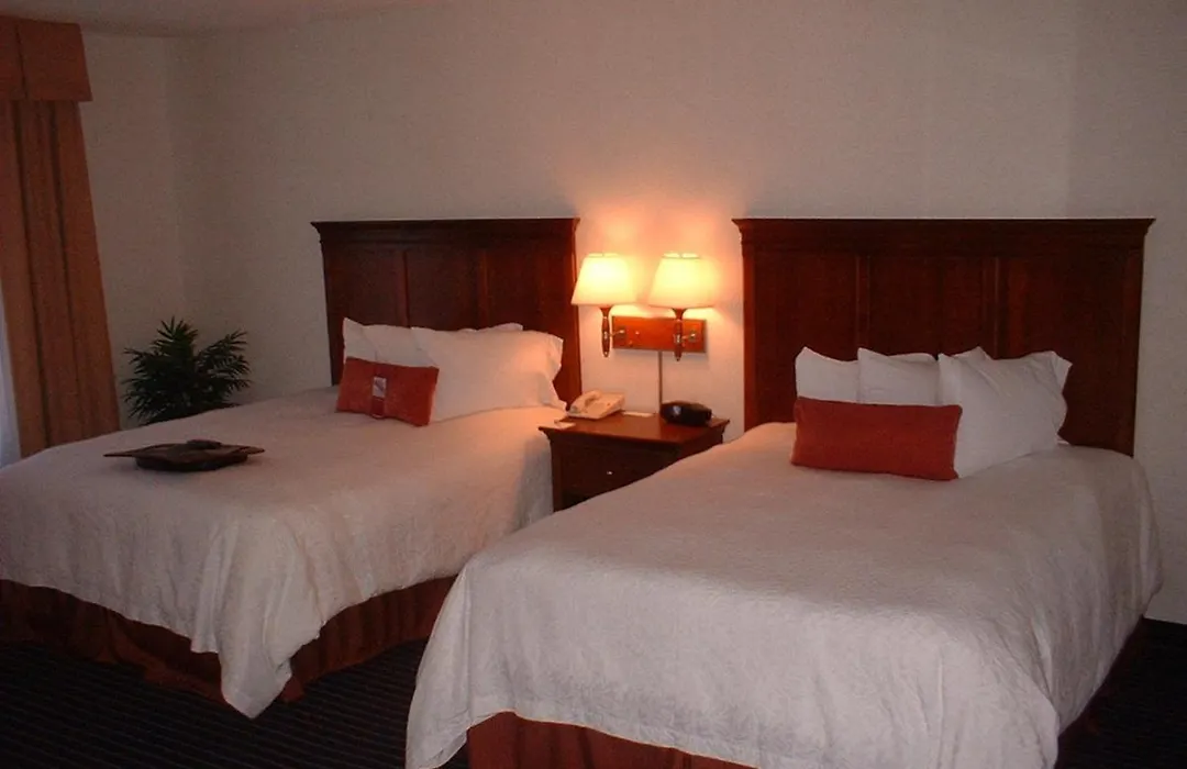 Hampton Inn Farmville-1